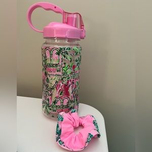 NEW Lily Pulitzer Plastic Water Bottle and Matching Hair Scrunchie